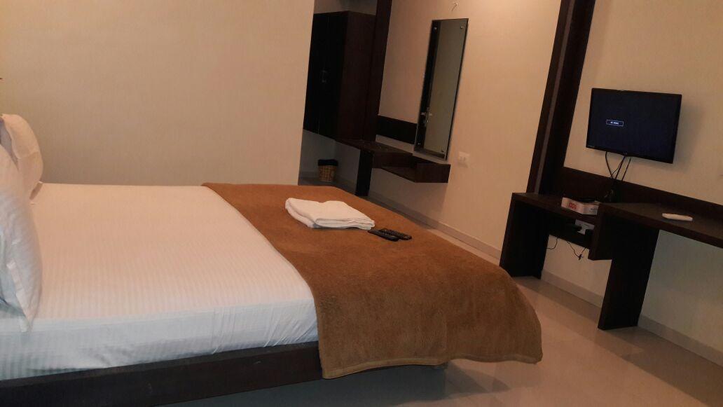 Hotel Swathi هوسبيت المظهر الخارجي الصورة